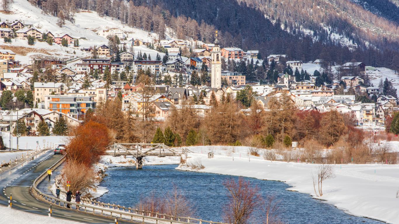 Hoteluri în Samedan