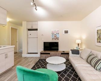 Charming Garden Unit In Beautiful Pacific Heights. Flat Walk To The City's Best - San Francisco - Sala de estar