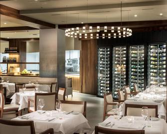 Estrel Hotel Berlin - Berlín - Restaurante