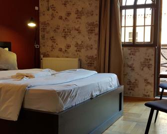 Envoy Hostel and Tours - Tiflis - Habitación