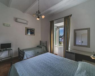 Hotel Alfiero - Porto Santo Stefano - Camera da letto