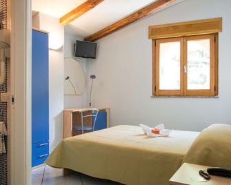 Minihotel Iris - Maiori - Κρεβατοκάμαρα