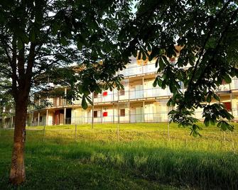 Aparthotel Jardines de Aristi - Vitoria - Edificio