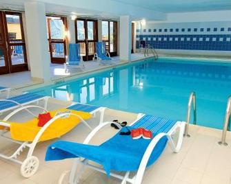 Odalys Les Terrasses de la Bergerie - Orcières - Piscina