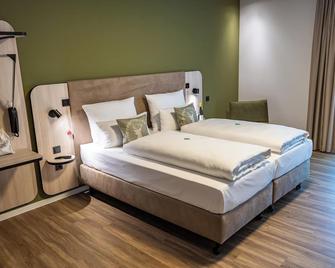Platzhirsch Living - Kelsterbach - Slaapkamer