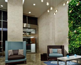 Distrikt Hotel New York City, Tapestry Collection by Hilton - New York - Lobby