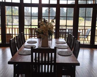 Woolshed Hill Estate - Pokolbin - Comedor