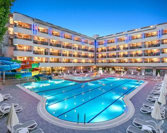 Avena Resort & Spa Hotel - Аланія - Басейн
