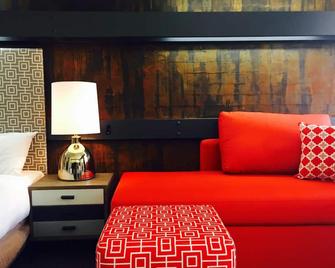 Brougham Arms Hotel - Bendigo - Living room