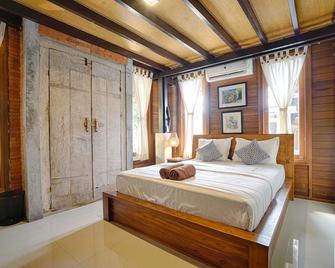 Katang - Katang Guest House - Denpasar - Bedroom