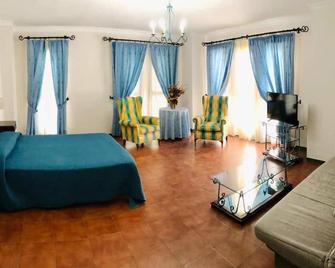 Hotel La Yedra - Antequera - Habitación