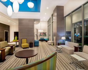 Hilton Garden Inn Nyc Financial Center/Manhattan Downtown - Nova York - Sala d'estar