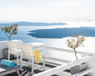 On The Rocks Hotel - Thera - Balcony