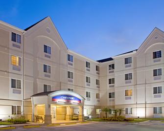 Candlewood Suites Houston Medical Center - Houston - Building