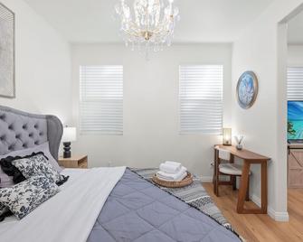 A cozy cabin （Separate entrance） - Ontario - Habitación