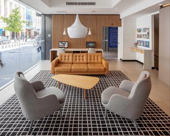 Holiday Inn Perth City Centre - Perth - Lounge