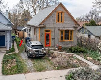 Adorable & Pet Friendly-Close to U and Downtown! - Salt Lake City - Edifici
