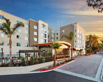 Homewood Suites by Hilton San Diego Mission Valley/Zoo - San Diego - Edificio