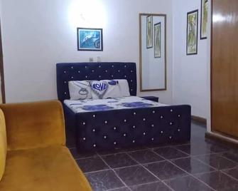Résidence Hotel Georges Colette (Adults Only) - Абіджан - Спальня