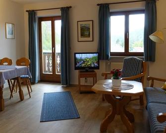 Paraplui - House Schußmann - Tegernsee - Sală de mese