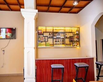 Bujumbura Hotel and Appartment - Buyumbura - Bar
