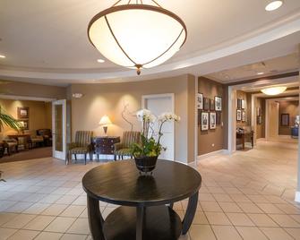 The Glen Club - Glenview - Lobby
