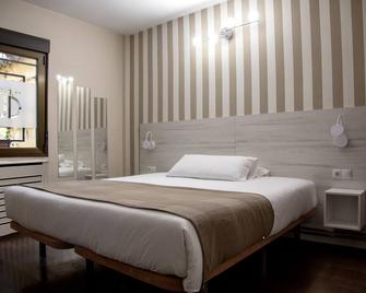Hostal Gud Salamanca - Salamanca - Habitación