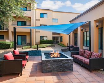 Courtyard by Marriott San Antonio Medical Center - San Antonio - Patio