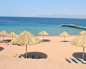 The Yacht Hotel - Aqaba - Beach