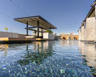 Adelaide Rockford - Adelaide - Pool