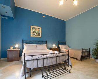 Catania Inn Rooms - Catania - Bedroom