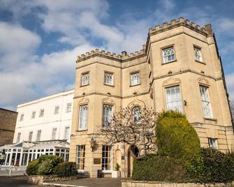 Arnos Manor Hotel - Bristol - Building