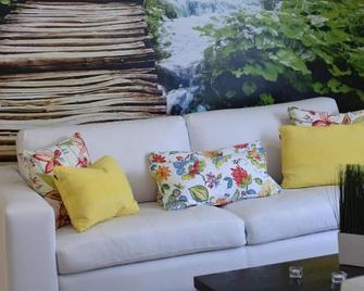 Hotel Golden House - Barranquilla - Vardagsrum