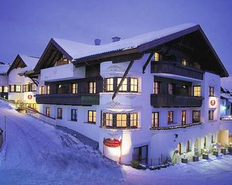 Mein Romantisches Hotel Toalstock - Fiss - Edificio