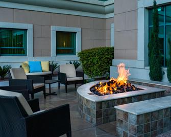 Residence Inn by Marriott Las Vegas Hughes Center - Las Vegas - Patio