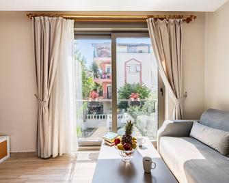 Loi Suite - Antalya - Sala