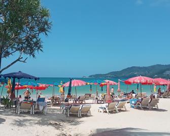 Modern Living Residence - Patong - Playa