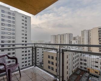 Metro Bemowo Comfort Studio - Warschau - Balkon