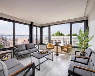 Skalion Hotel - Istanbul - Living room