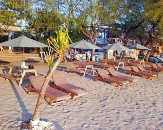 Good Heart Resort - Gili Trawangan - Playa