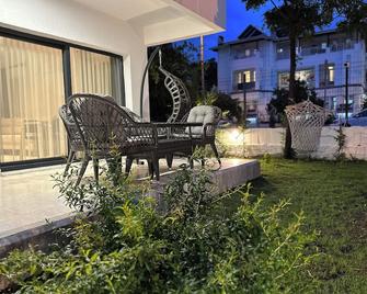 Aqua Suite Kemer - Kemer - Innenhof