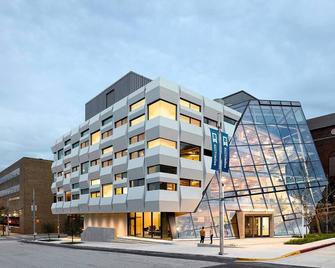 Downtown Luxury Suite Minutes From Everything - Baltimore - Edificio