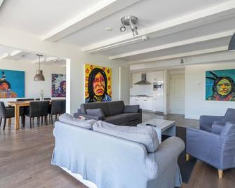 Amsterdam Centre Harbour Apartments - Amsterdam - Living room