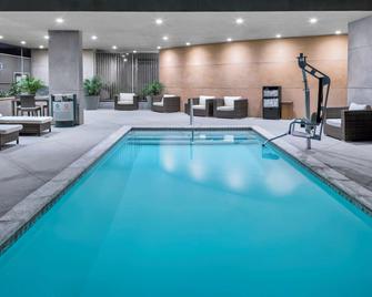 Hampton Inn & Suites Los Angeles/Hollywood - Los Angeles - Pool