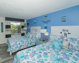 Heated Pool, Fireplace, 70' Tv, Waterfront & More! - Sarasota - Habitación