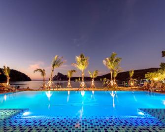 Phi Phi Harbour View Hotel - Ko Phi Phi - Pool