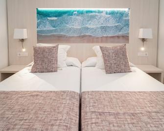 Hotel Amic Colon - Palma - Habitación