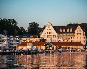 Strandhotel Glücksburg - Glücksburg - Edificio