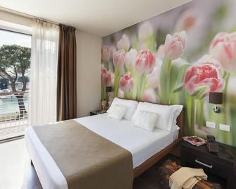 Hotel Acquadolce - Peschiera del Garda - Habitación