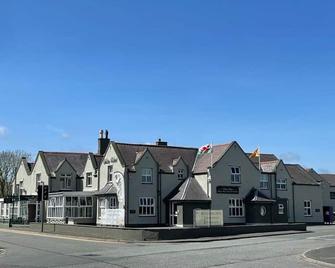 The Valley Anglesey - Holyhead - Building